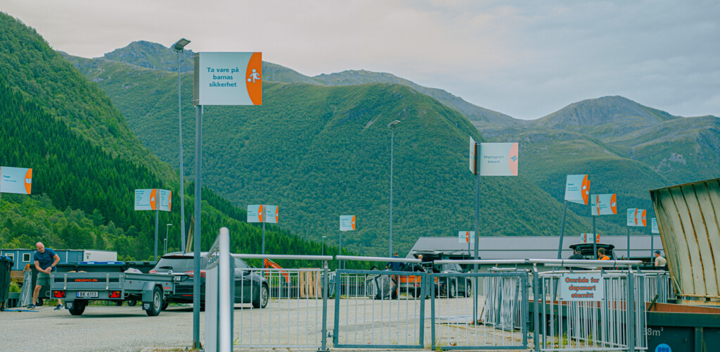 Se om der er kø ved gjenvinningsstasjonene på Varhol, Rothaugen og Årødalen.